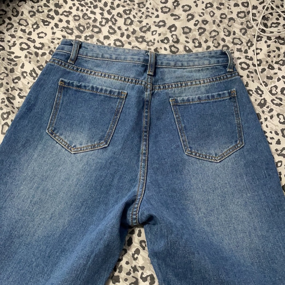 Ripped Jeans - Picture 3 of 3